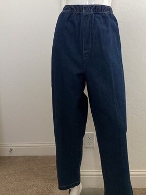 Cabin Creek, NEW WITH TAGS, size 18s, elastic waist, blue denim